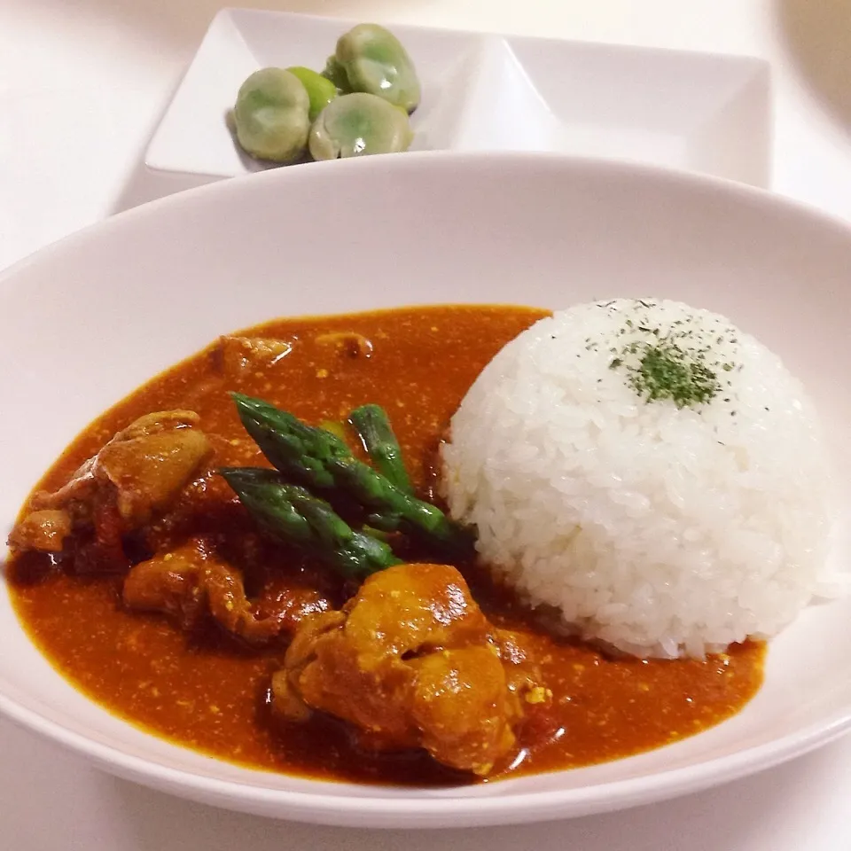 Snapdishの料理写真:チキンのトマト煮込みカレー（圧力鍋）|mimiさん