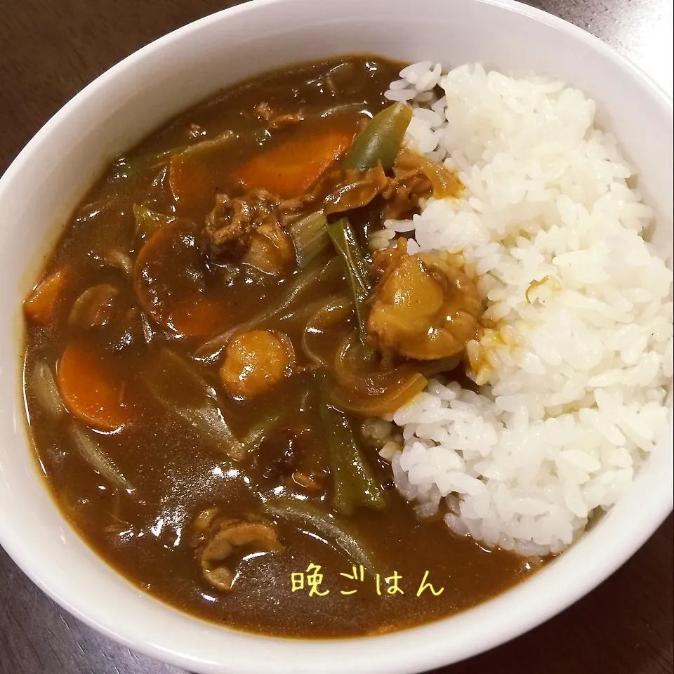 Snapdishの料理写真:青森県産ホタテ入りカレー|み〜さん