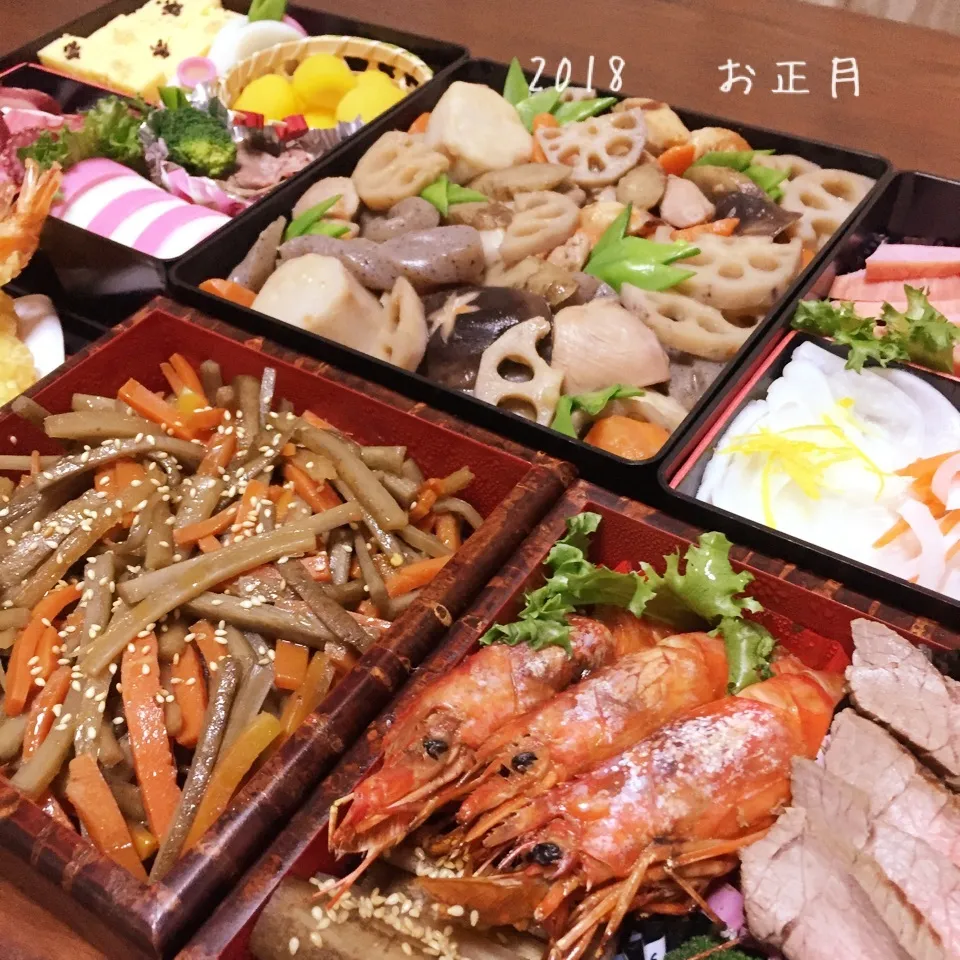 Snapdishの料理写真:2018年 我が家のおせち🎍|ヒーコさん