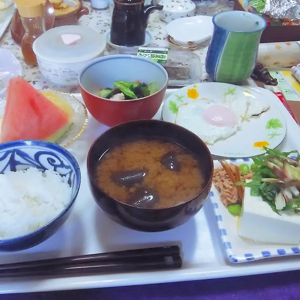 Snapdishの料理写真:7/15(土) 遅い朝食　朝から冷や奴|へいちゃんさん