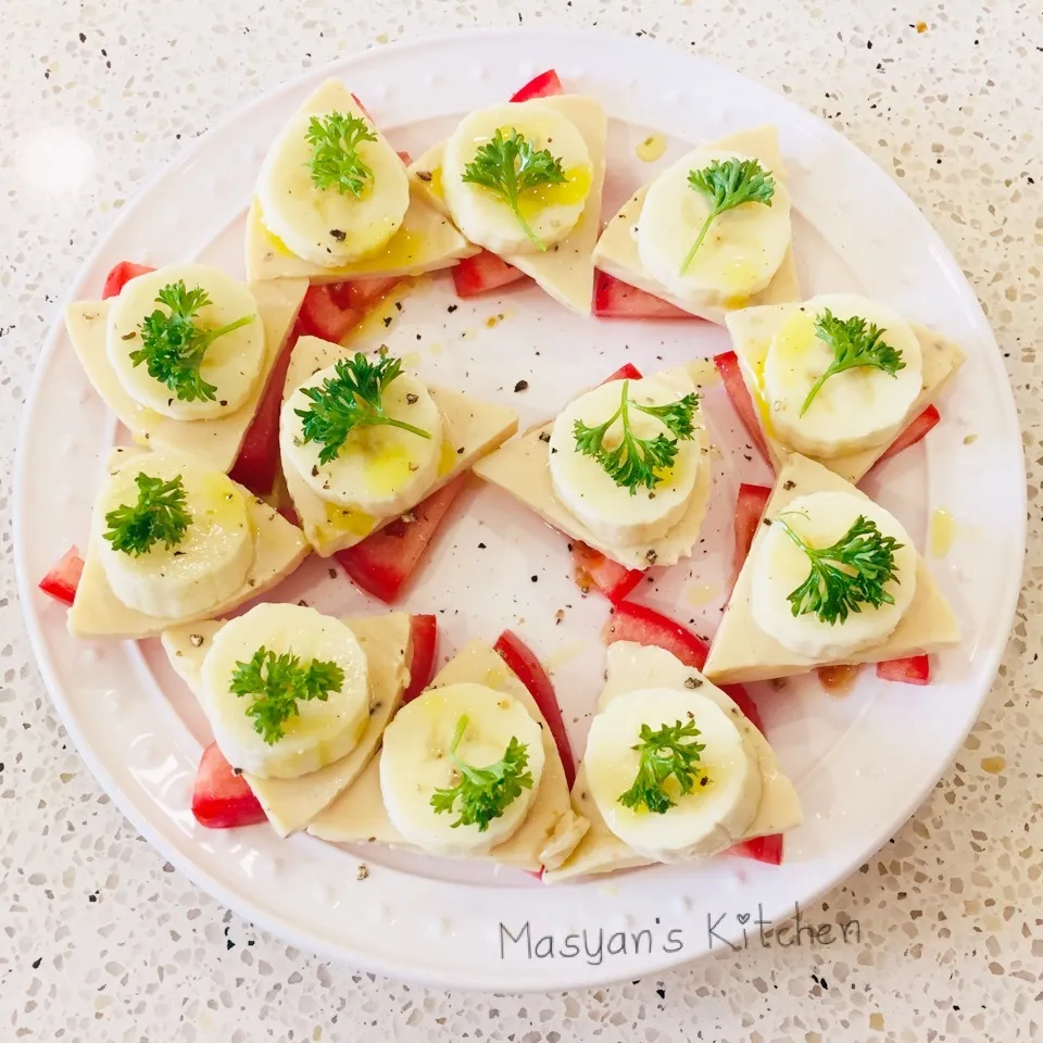 Snapdishの料理写真:あさイチのアレンジ バナナのカプレーゼ風|Miyukiさん