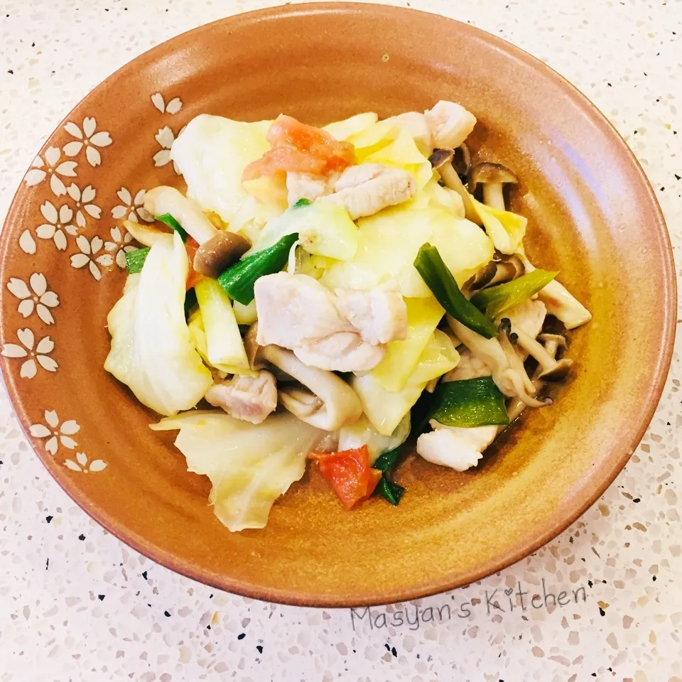 Snapdishの料理写真:粕漬け豚肉の野菜炒め|Miyukiさん