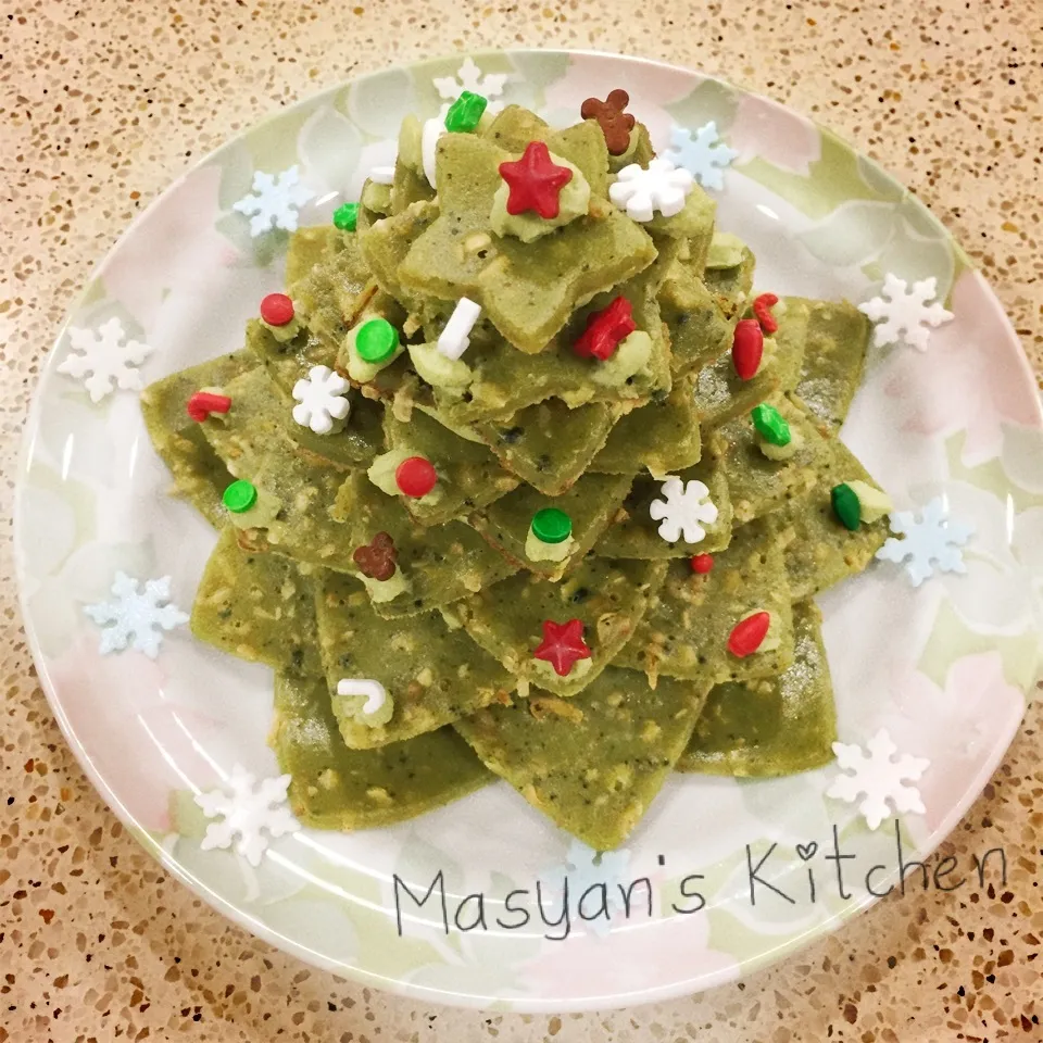 Snapdishの料理写真:メリクリ🎄豆腐クリーム使用パンケーキツリー|Miyukiさん