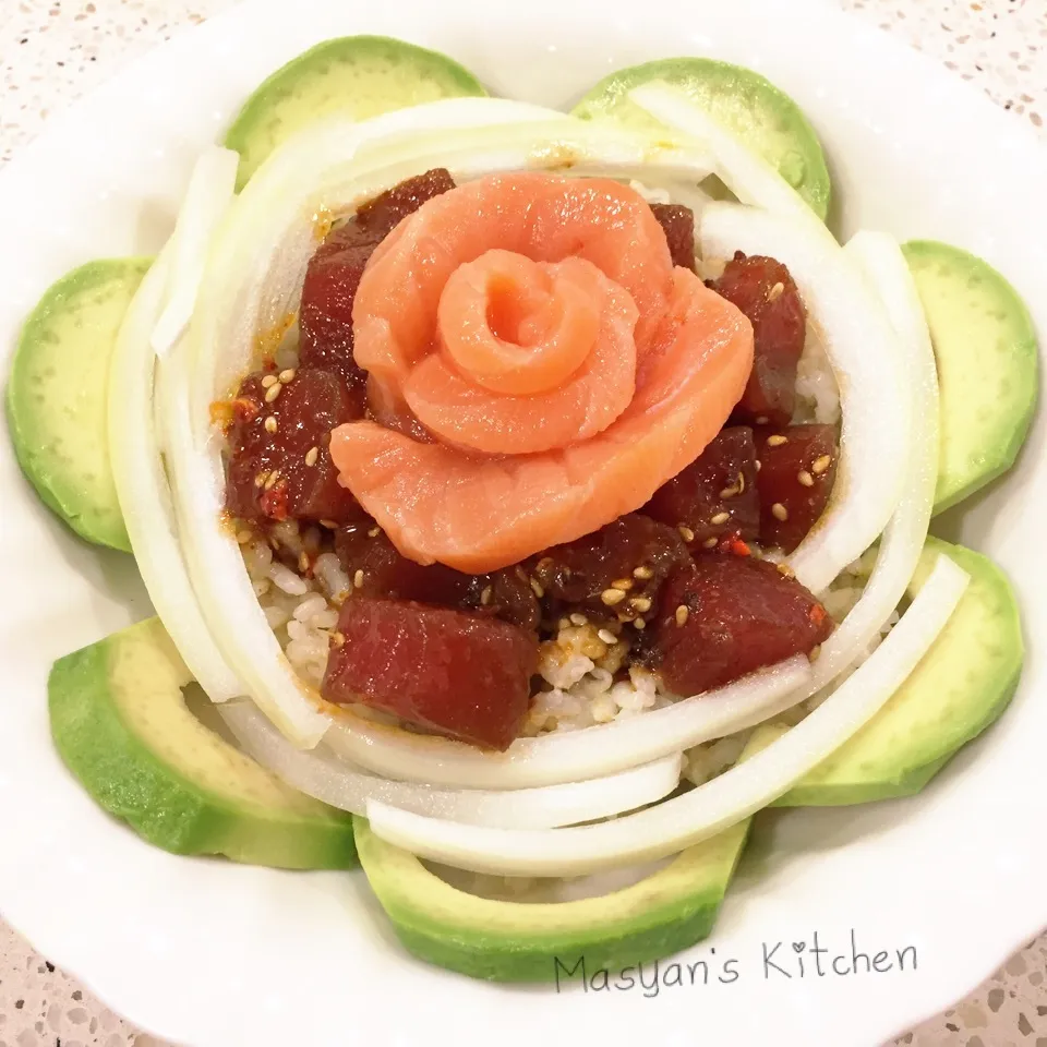 少ないマグロでも大満足 サーモン入りポキ丼|Miyukiさん