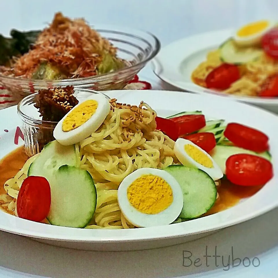 肉味噌&ｺﾞﾏﾀﾞﾚで坦々麺ふぅ‐な冷麺☆゛|bettyさん