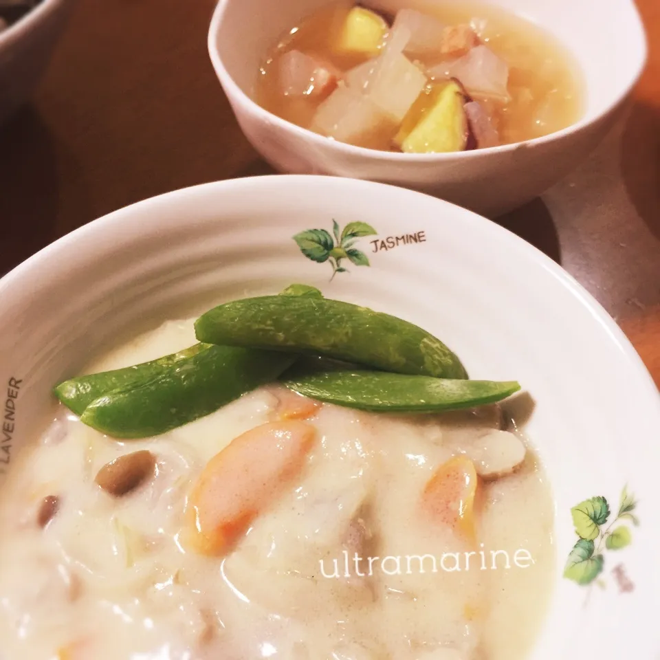 Snapdishの料理写真:＊冬野菜シチューとさつまいもスープ♪＊|ultramarineさん