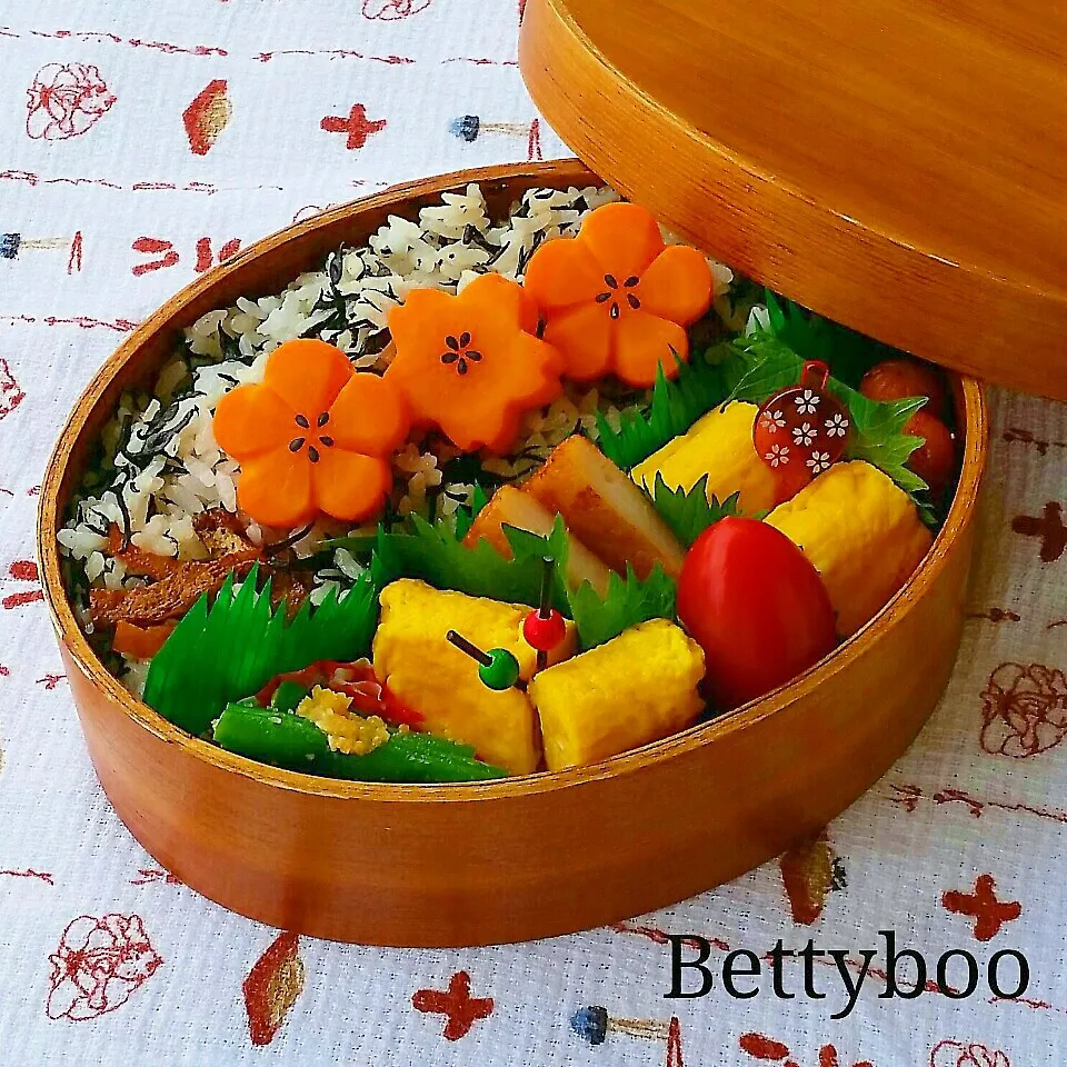 ひじき御飯でぉ弁当♪|bettyさん