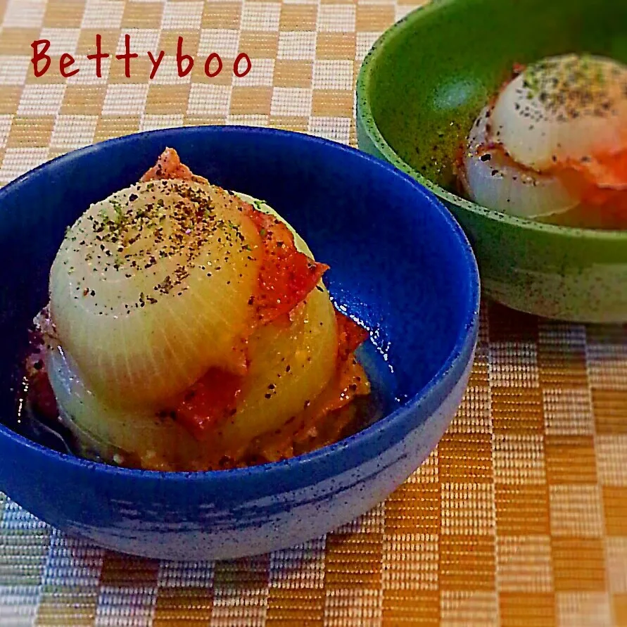 ﾚﾝｼﾞで蒸し物♪ 新ﾀﾏﾈｷﾞ&ﾍﾞｰｺﾝ|bettyさん