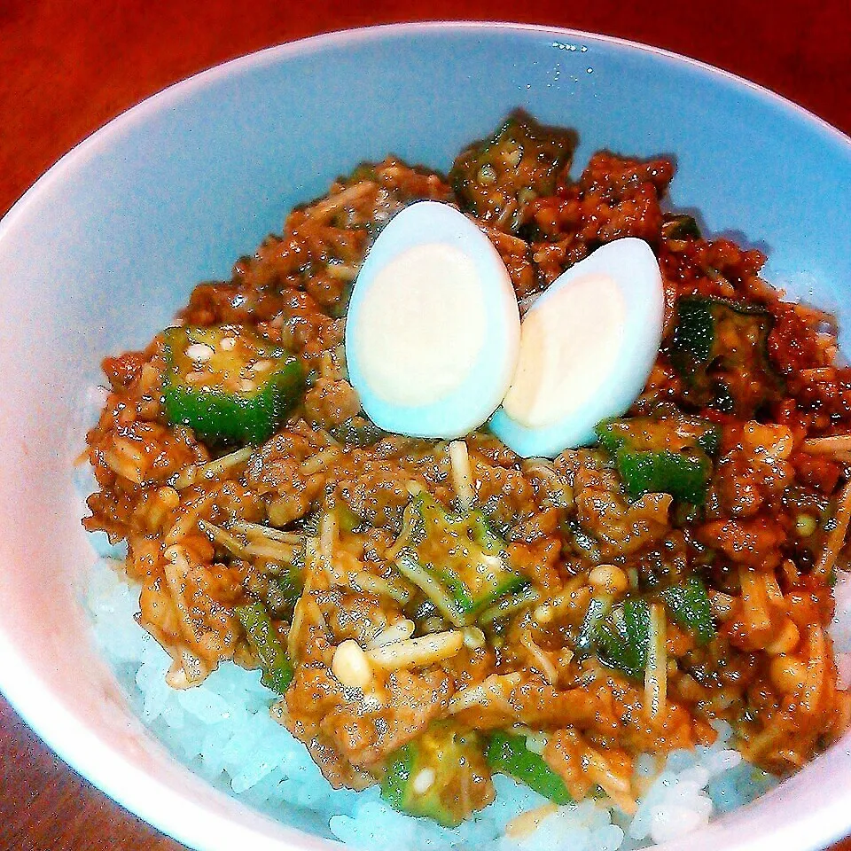 オクラとエノキのカレー丼♥|やみぃさん