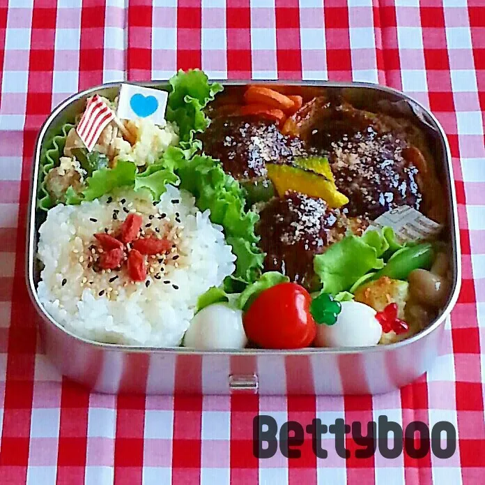 ﾅｽﾁｰｽﾞのﾊﾝﾊﾞｰｸﾞ弁当|bettyさん