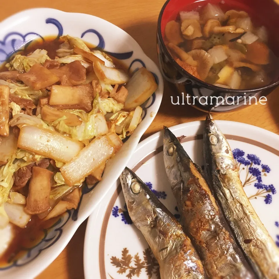 ＊豚バラ野菜味噌炒め、秋刀魚、なめこのお吸い物＊|ultramarineさん