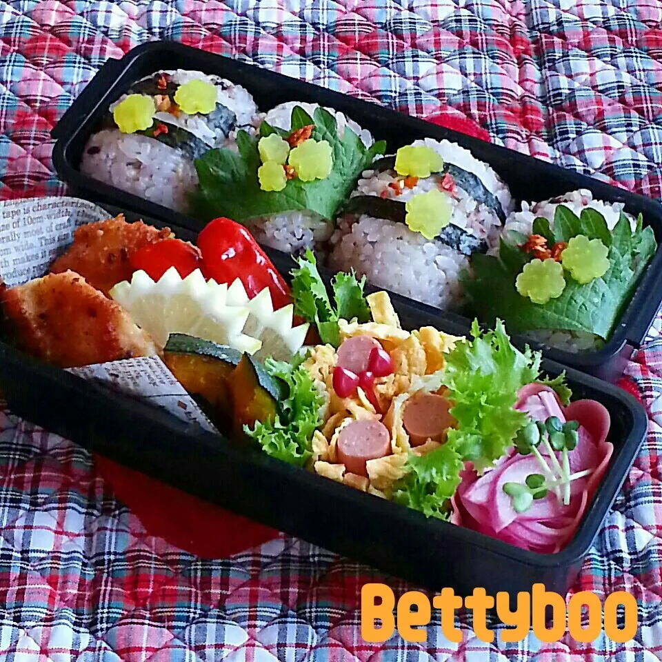 ﾁｷﾝのﾊｰﾌﾞｿﾃｰ&ｸﾞﾘﾙ野菜のぉ弁当|bettyさん