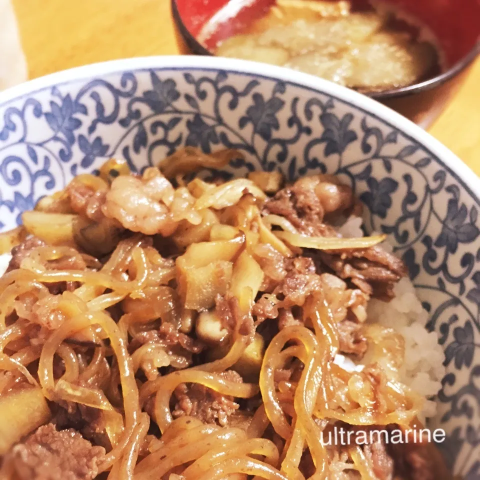 ＊おうちごはん すき焼き丼♪茄子のごま味噌汁＊|ultramarineさん