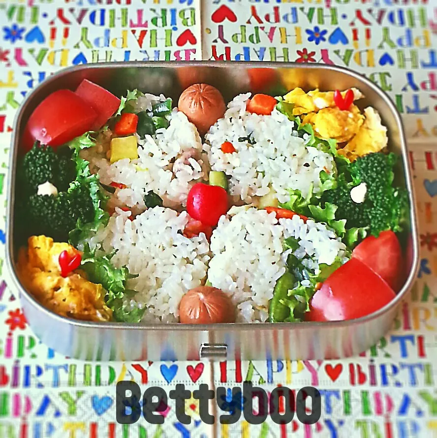 幸せの四つ葉のｸﾛｰﾊﾞｰ弁当|bettyさん