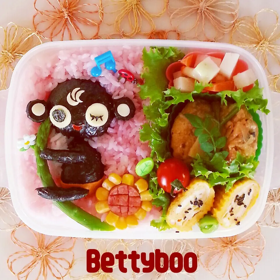 お花畑のﾀﾞｯｺﾁｬﾝ♪withﾀｹﾉｺ･豆腐ﾊﾝﾊﾞｰｸﾞ|bettyさん