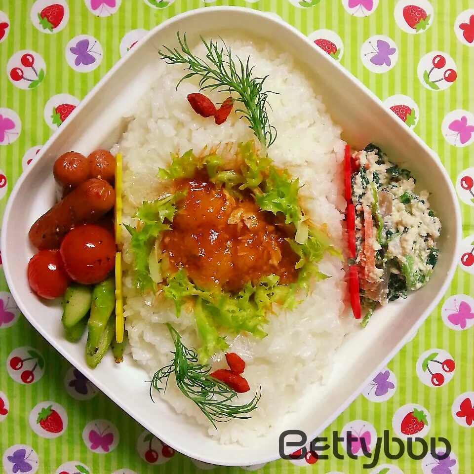 エビチリ丼風な☆お弁当|bettyさん