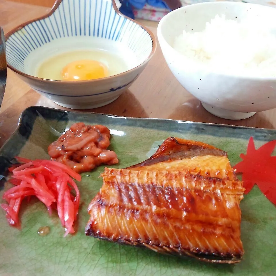 しまほっけの朝飯定食|やんまぁさん