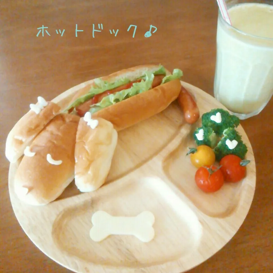 Snapdishの料理写真:お昼ごはん（ホットドック）|やみぃさん