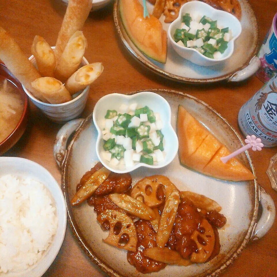 Snapdishの料理写真:豚ひれと根菜の黒酢あんで夕ご飯|やみぃさん