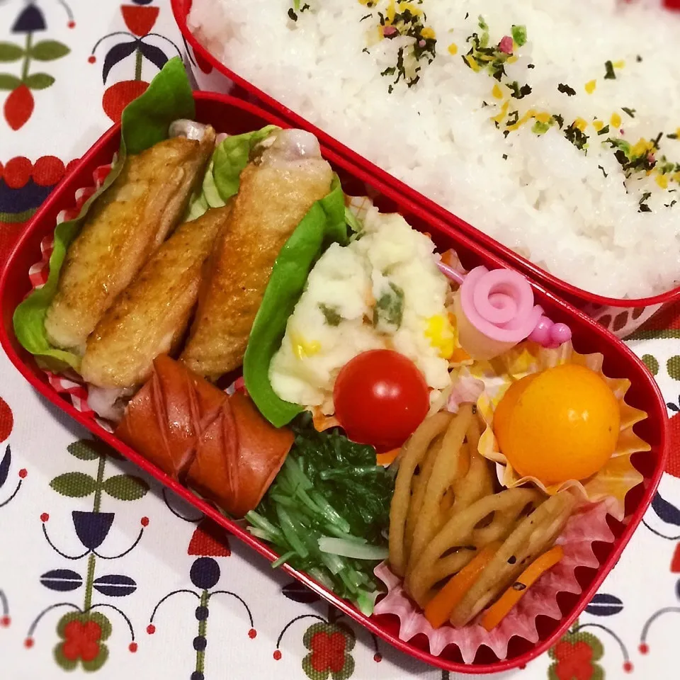 Snapdishの料理写真:今日のお弁当(手羽中焼き)|demekinさん