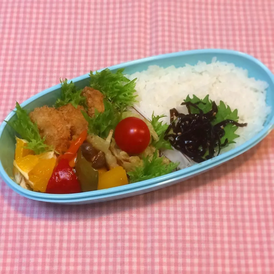 Snapdishの料理写真:今日のお弁当(鱈とホタテのフライ)|demekinさん