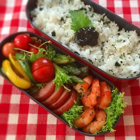 今日のお弁当(海老のガーリックバジル炒め)|demekinさん