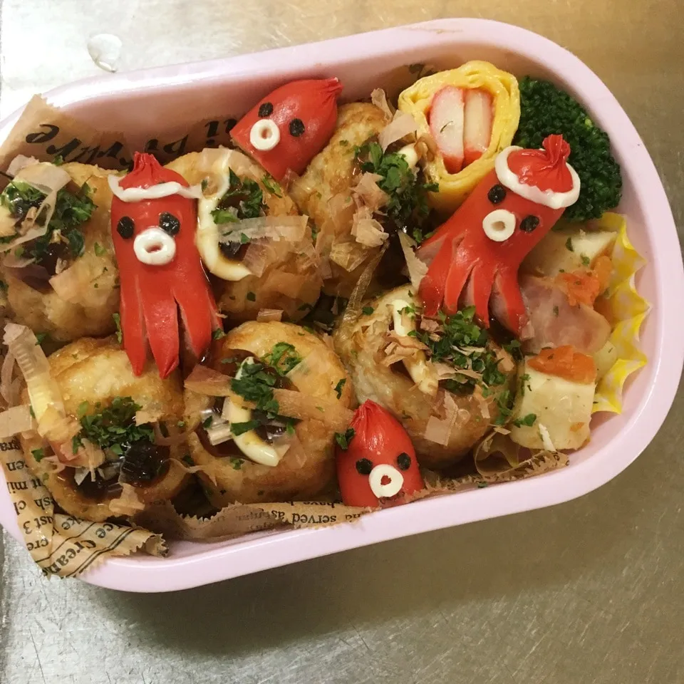 スマイルとまとさんの真似っこお弁当|明石 さつきさん