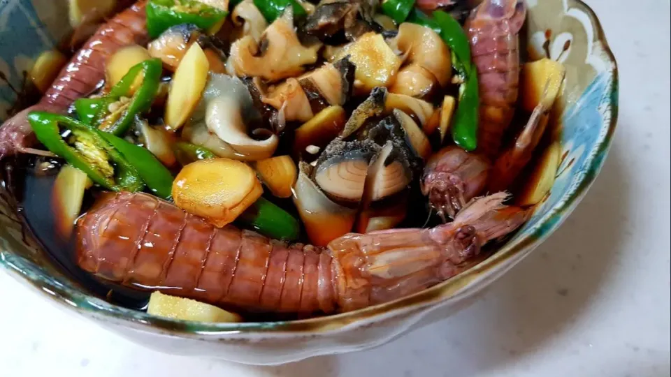 marinated mantis prawn and sea snails|steven z.y.さん