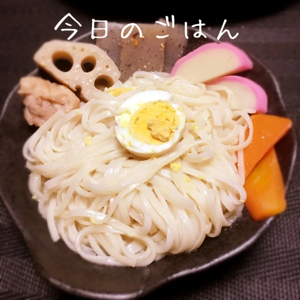 Snapdishの料理写真:豚汁うどん〜♪|えんどうくんさん