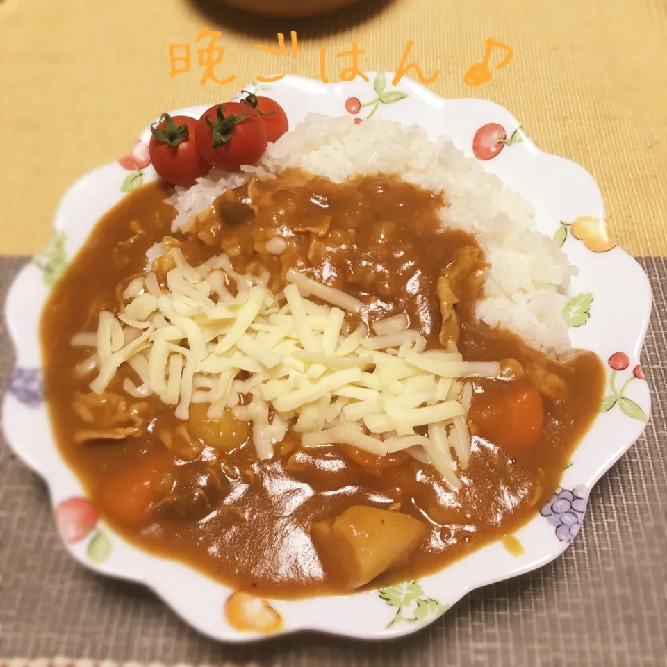 とろけるチーズカレー♪|えんどうくんさん