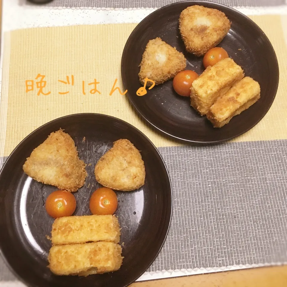 Snapdishの料理写真:牛スジコロッケ〜♪まねっこです！|えんどうくんさん