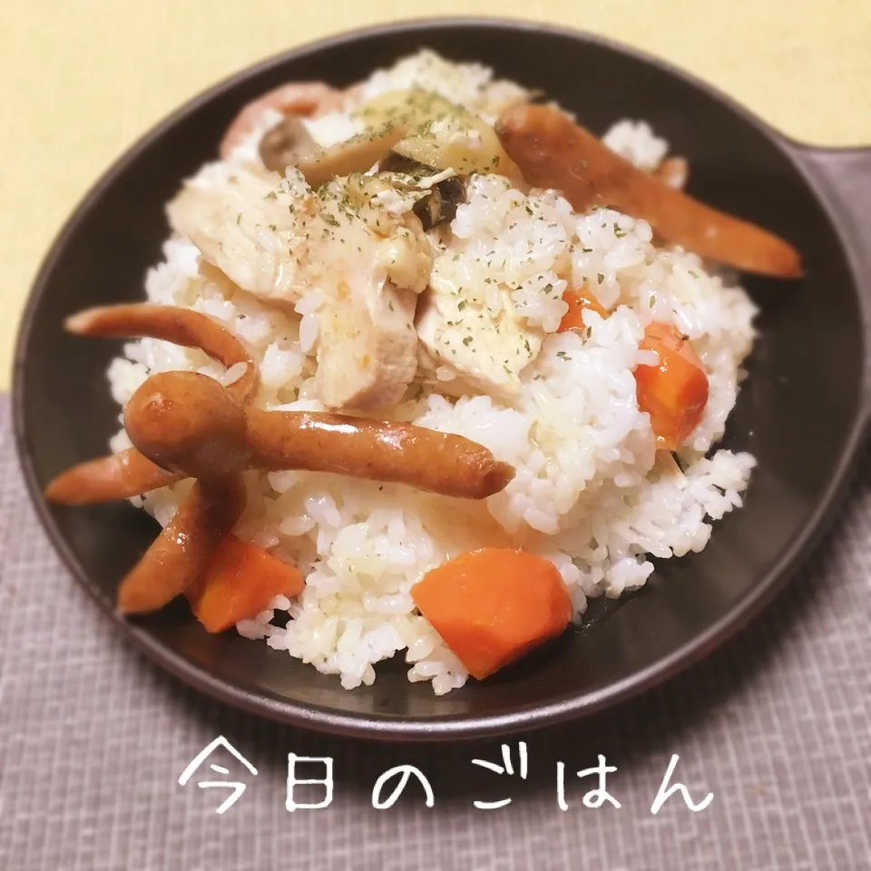 Snapdishの料理写真:塩レモンでさっぱり〜♪混ぜごはん！！|えんどうくんさん