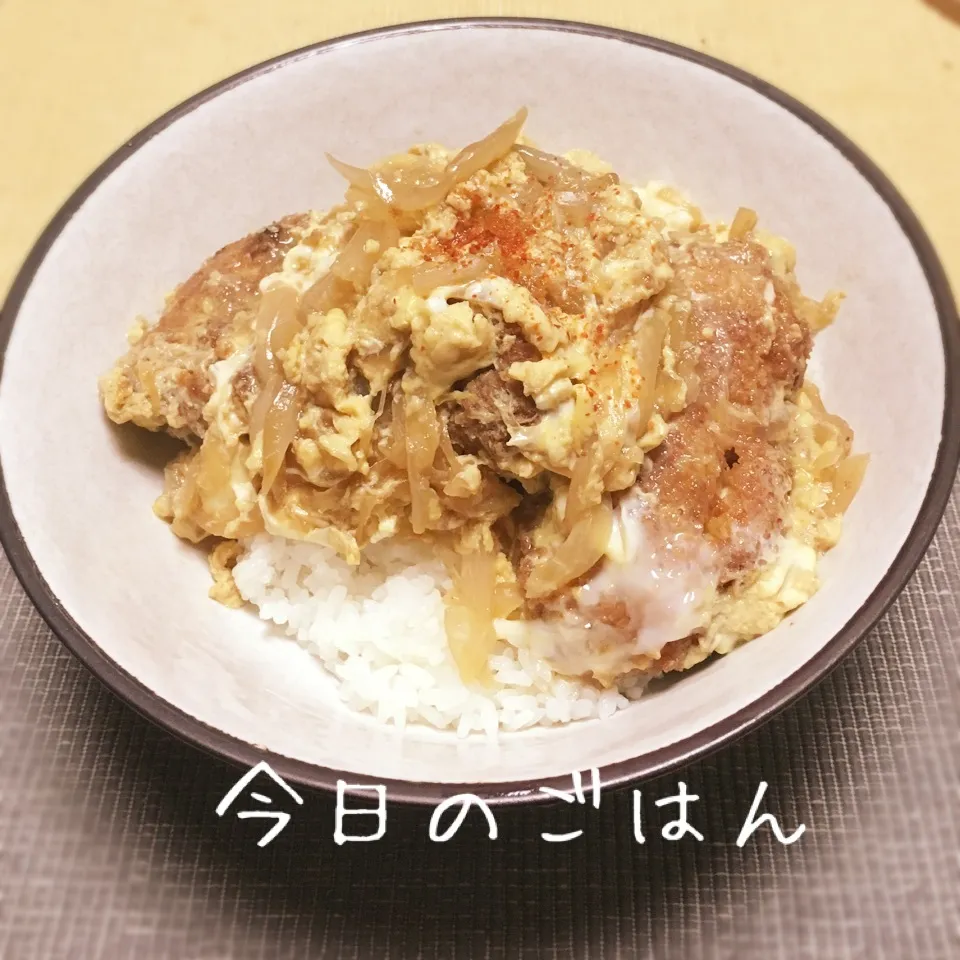 Snapdishの料理写真:カツ丼(*^^*)|えんどうくんさん