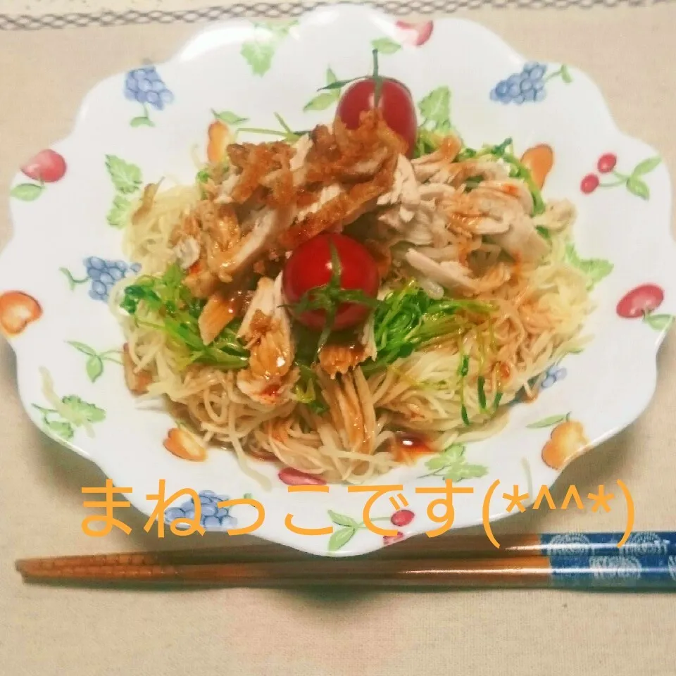 まねっこ♪ゴマだれ冷麺(^o^)v鶏皮パリパリ～♪|えんどうくんさん