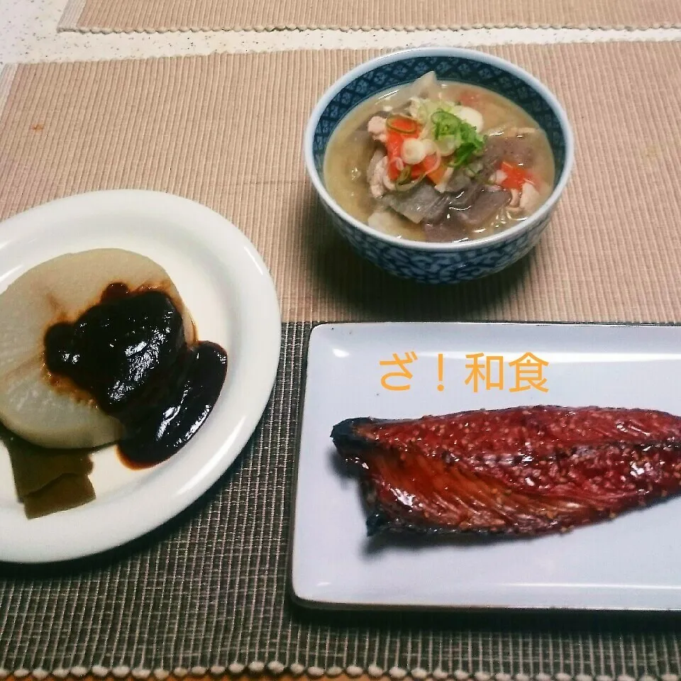 とん汁で和食定食♪|えんどうくんさん