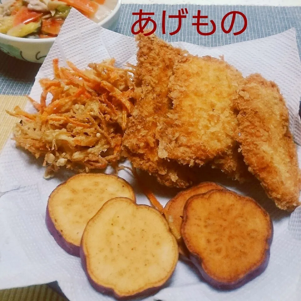 Snapdishの料理写真:かきあげ&イタリアンチキンカツ♪|えんどうくんさん