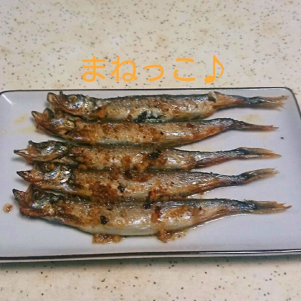 Snapdishの料理写真:ししゃものガーリックバターソテー♪♪まねっこ♪|えんどうくんさん