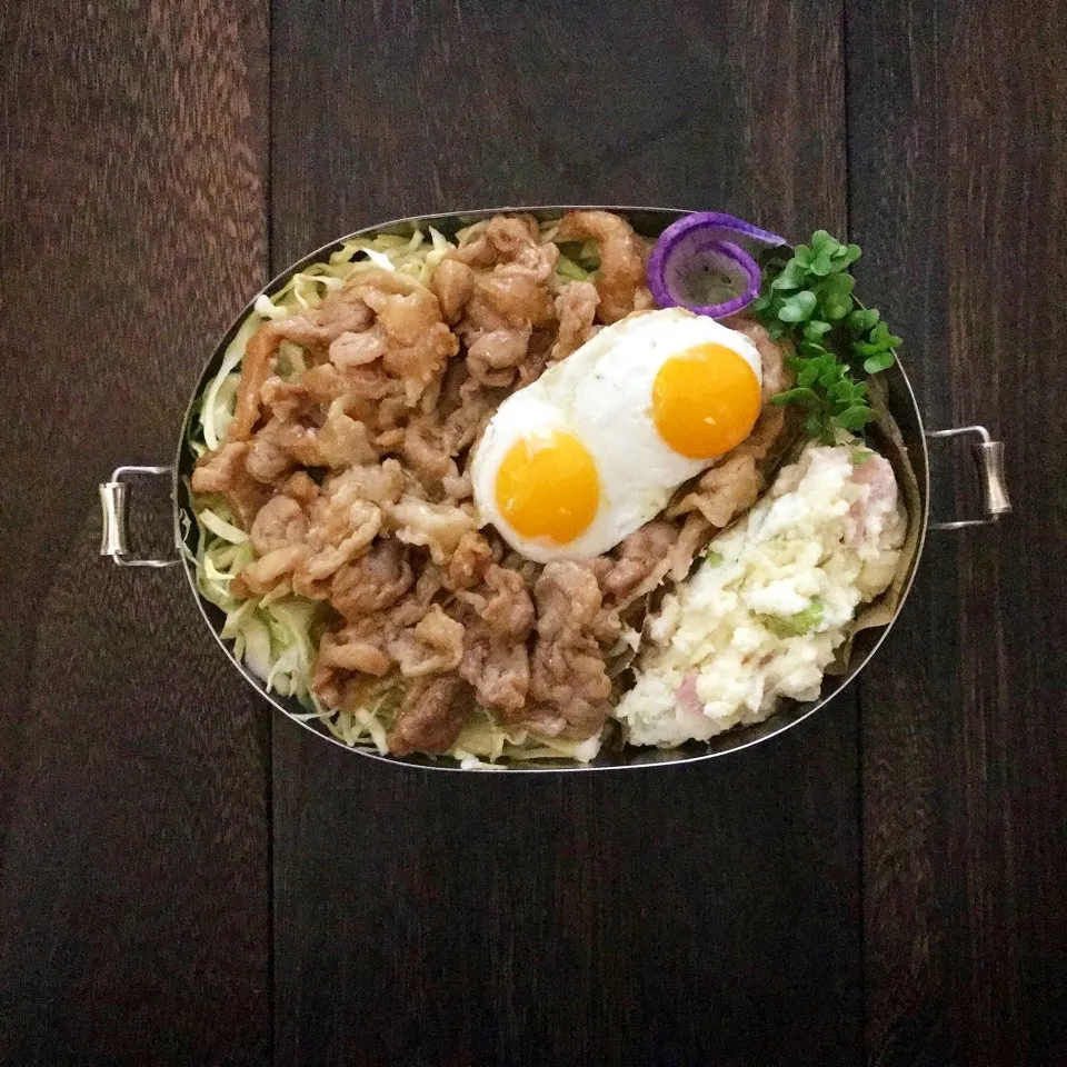 Snapdishの料理写真:生姜焼き弁当|Naoさん