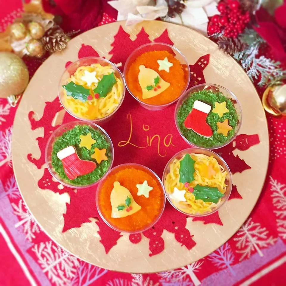 Snapdishの料理写真:☆★リース仕立て♪Xmasカップ寿司★☆|event_cookingさん