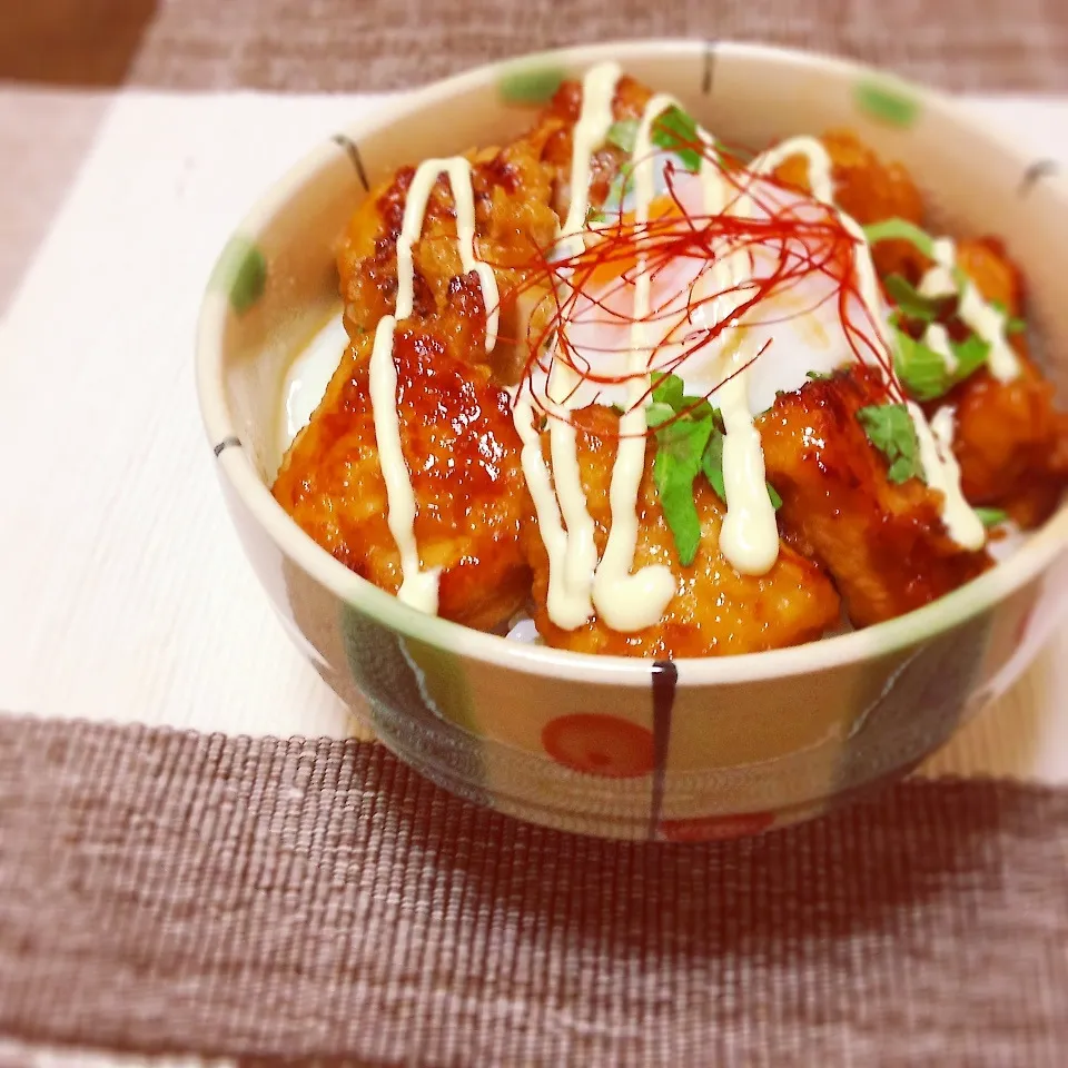 れれれママさんの照りマヨチキン温玉丼♡|Naoさん