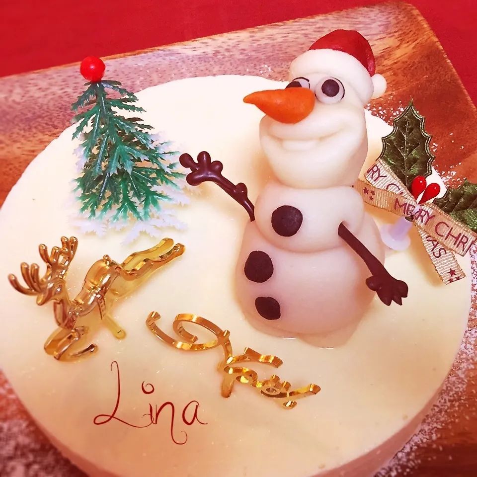 Snapdishの料理写真:☆純白生チョコフロマージュ☆オラフとメリークリスマス☆|event_cookingさん