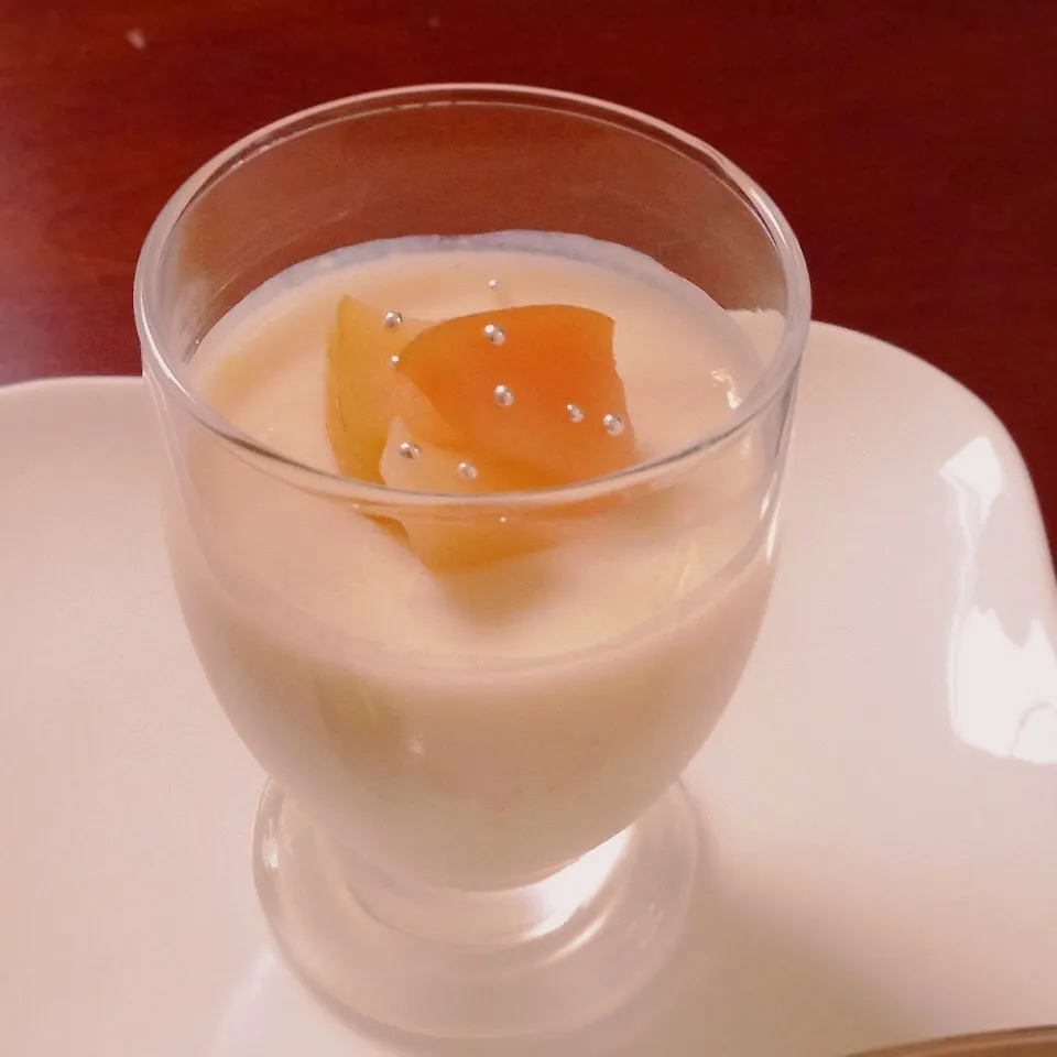 豆腐とヨーグルトのムース〜りんご入り〜|白のパンダさん