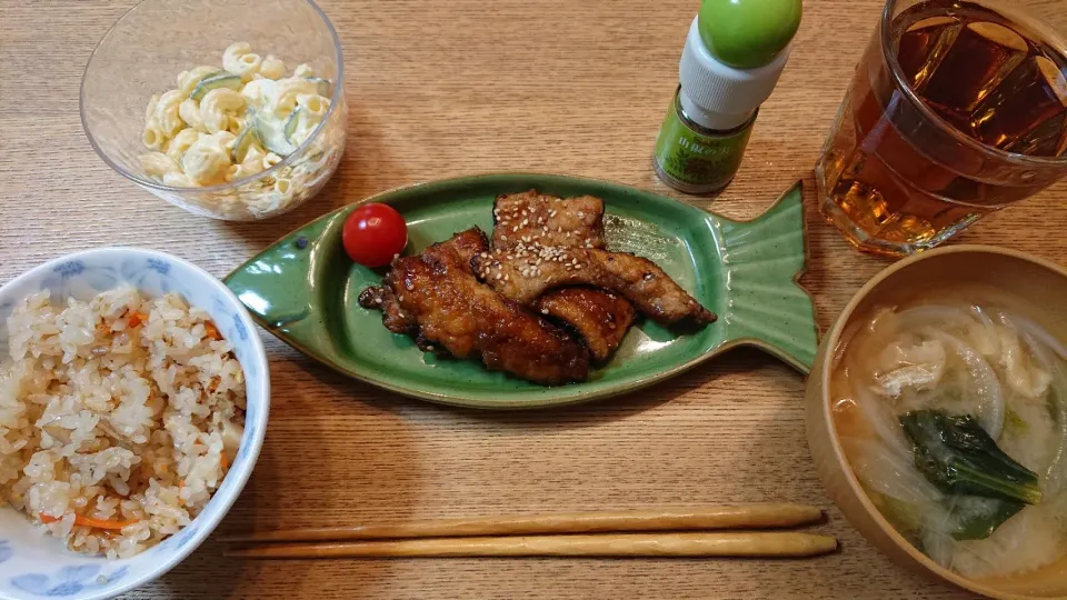 秋刀魚の蒲焼き&舞茸の炊き込みご飯|しほさん