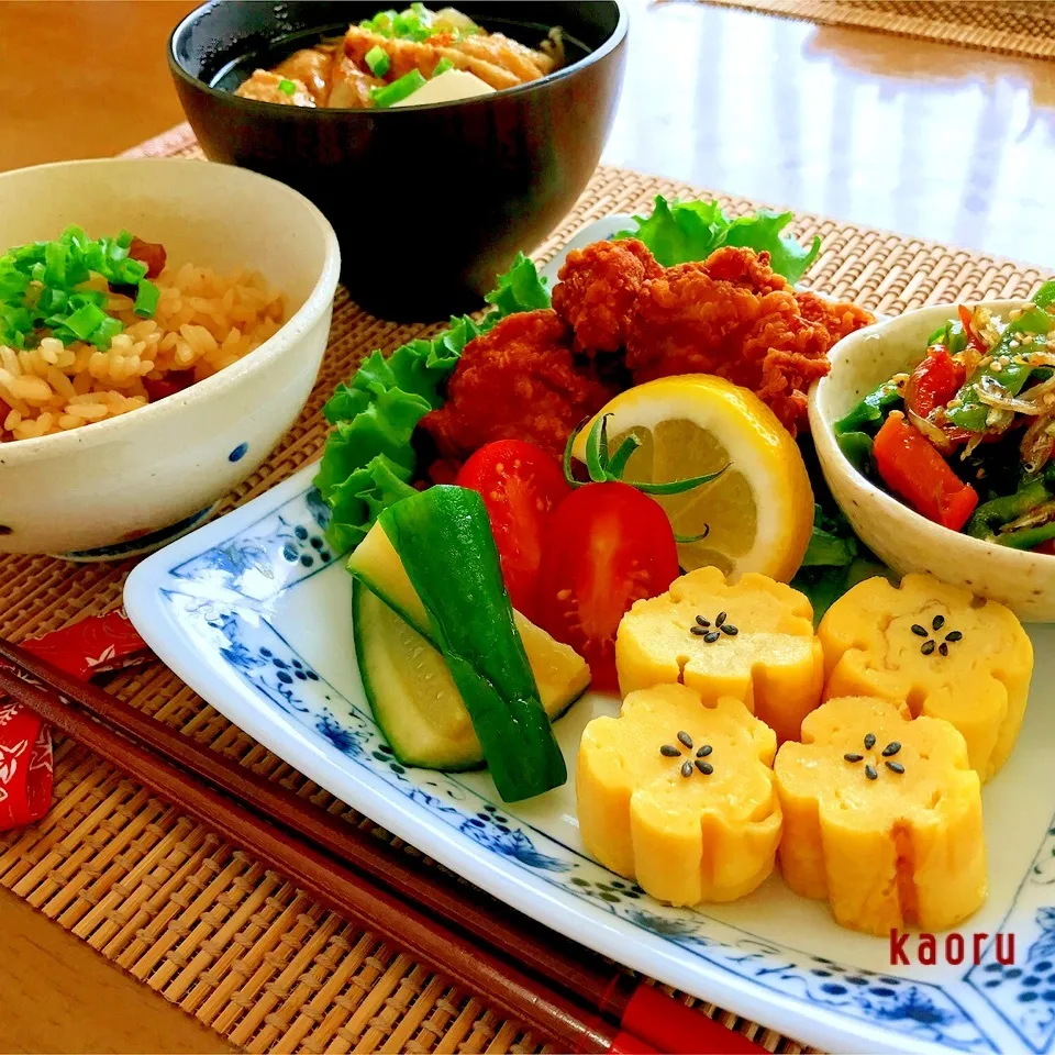 ゆきみー弁のお花玉子焼きに挑戦とたこ飯ランチ♪|かおちゃんさん