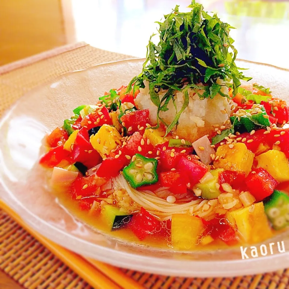 冷た～い凍りトマぽんダレ♡夏野菜おろし素麺♪|かおちゃんさん