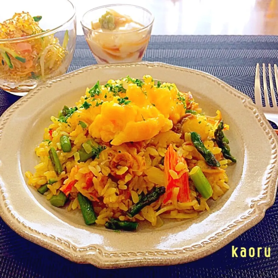 アスパラとベビホのカレー炒飯♡みっぷー春雨と豆乳豆腐付き♪|かおちゃんさん