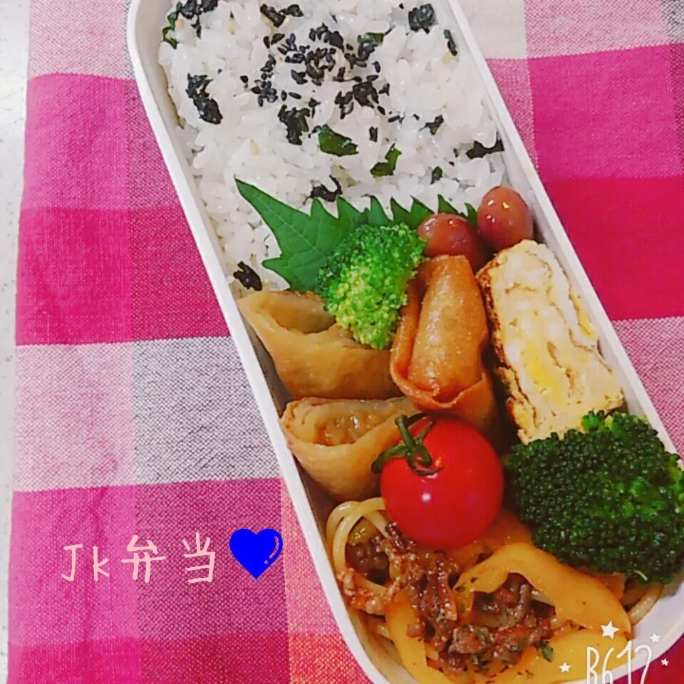 本日のお弁当🍱JK .。*♡✿ฺ|miho**さん