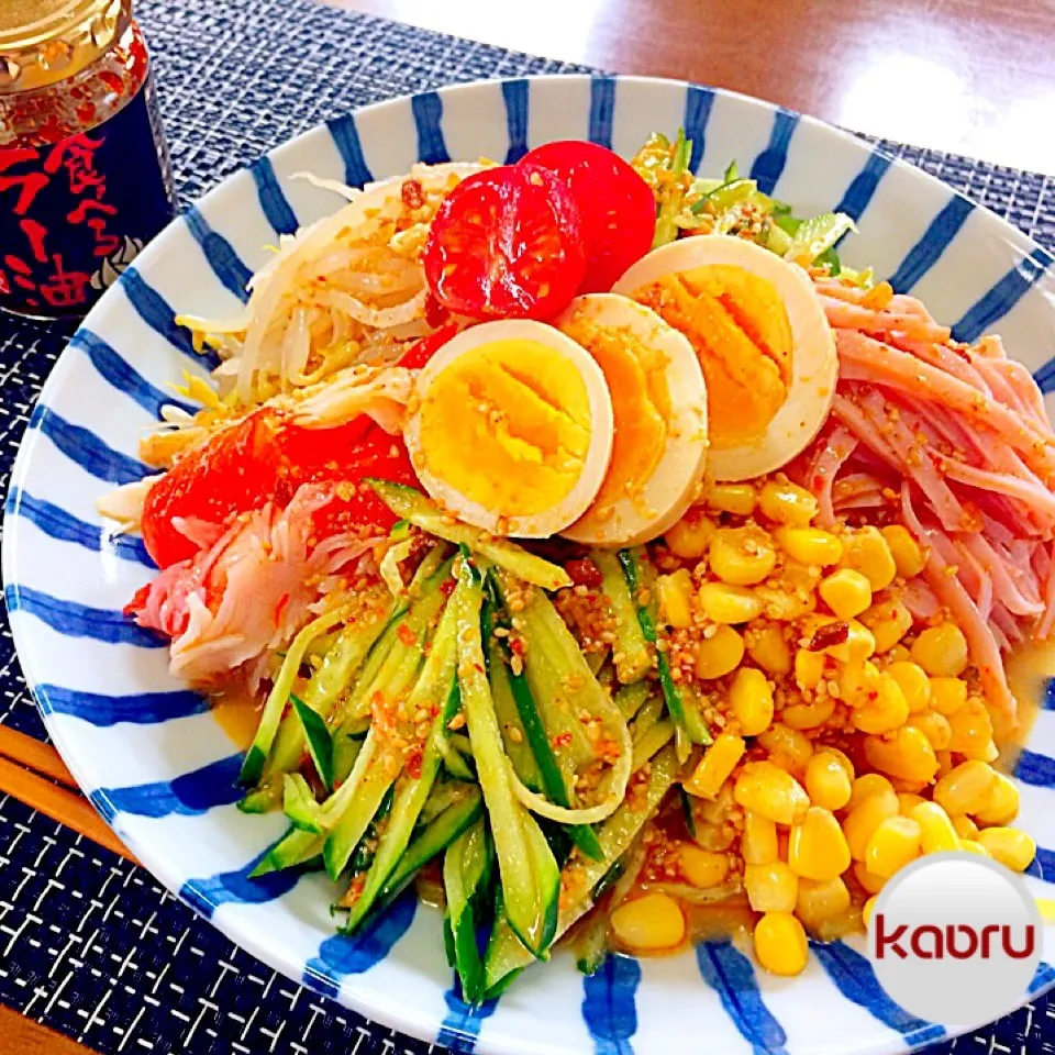 Snapdishの料理写真:コージーちの絶品つけ麺のタレで♡今季初冷やし中華♪|かおちゃんさん