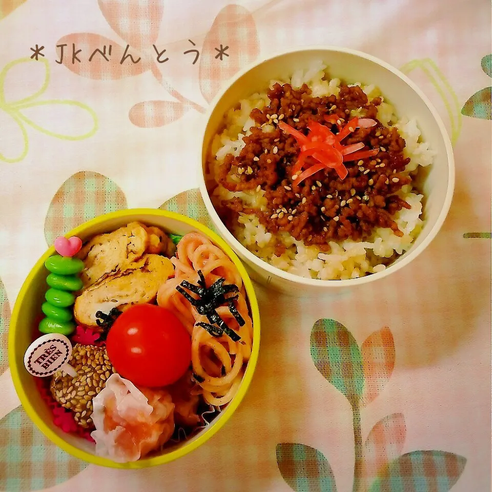 Snapdishの料理写真:本日のお弁当＊そぼろ🍚玄米🎵|miho**さん