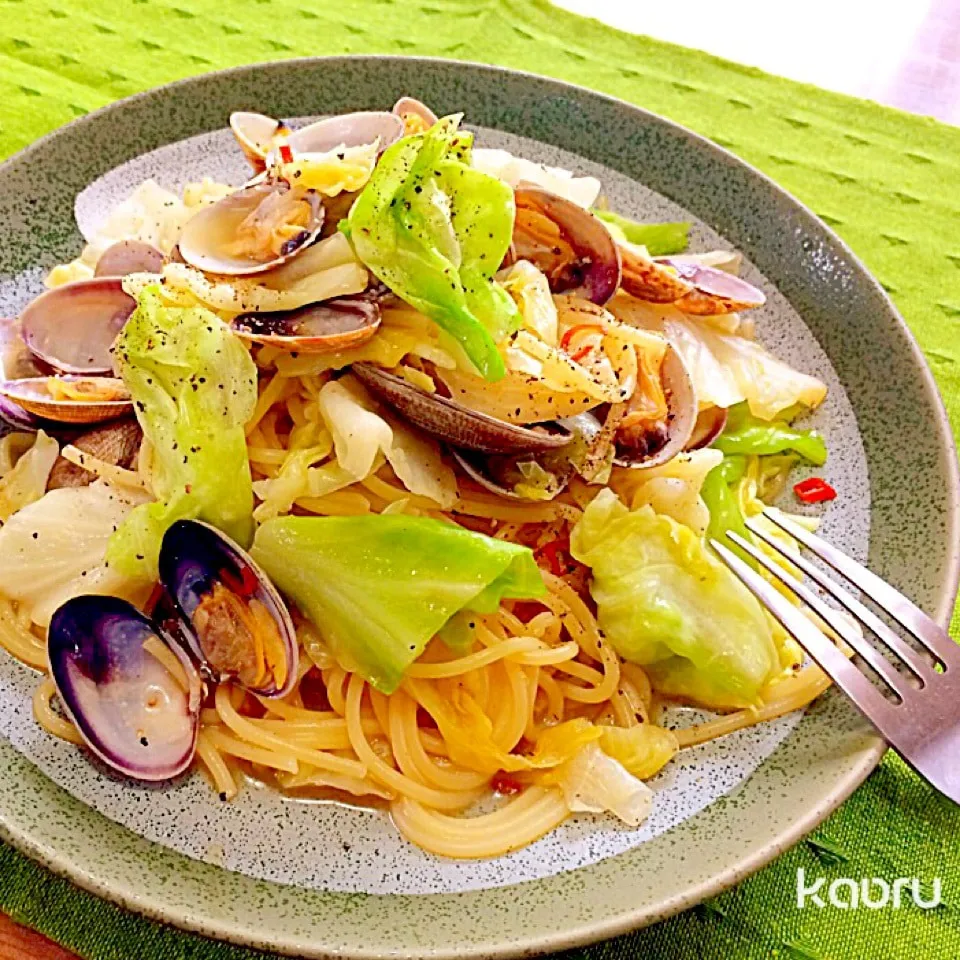 アサリとキャベツのバター醤油パスタ♪|かおちゃんさん